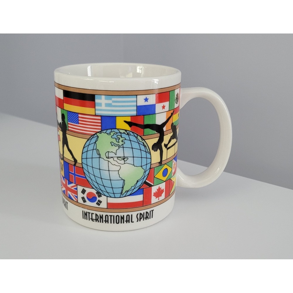 F.S.D. Inc. International Spirit‎ Mug White Excellent World Flags 1995